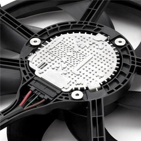 Automatický chladiaci ventilátor s bezkartáčovým motorom 300 W - 850 W pre vysoký výkon BMW E90 E46 F35 F25